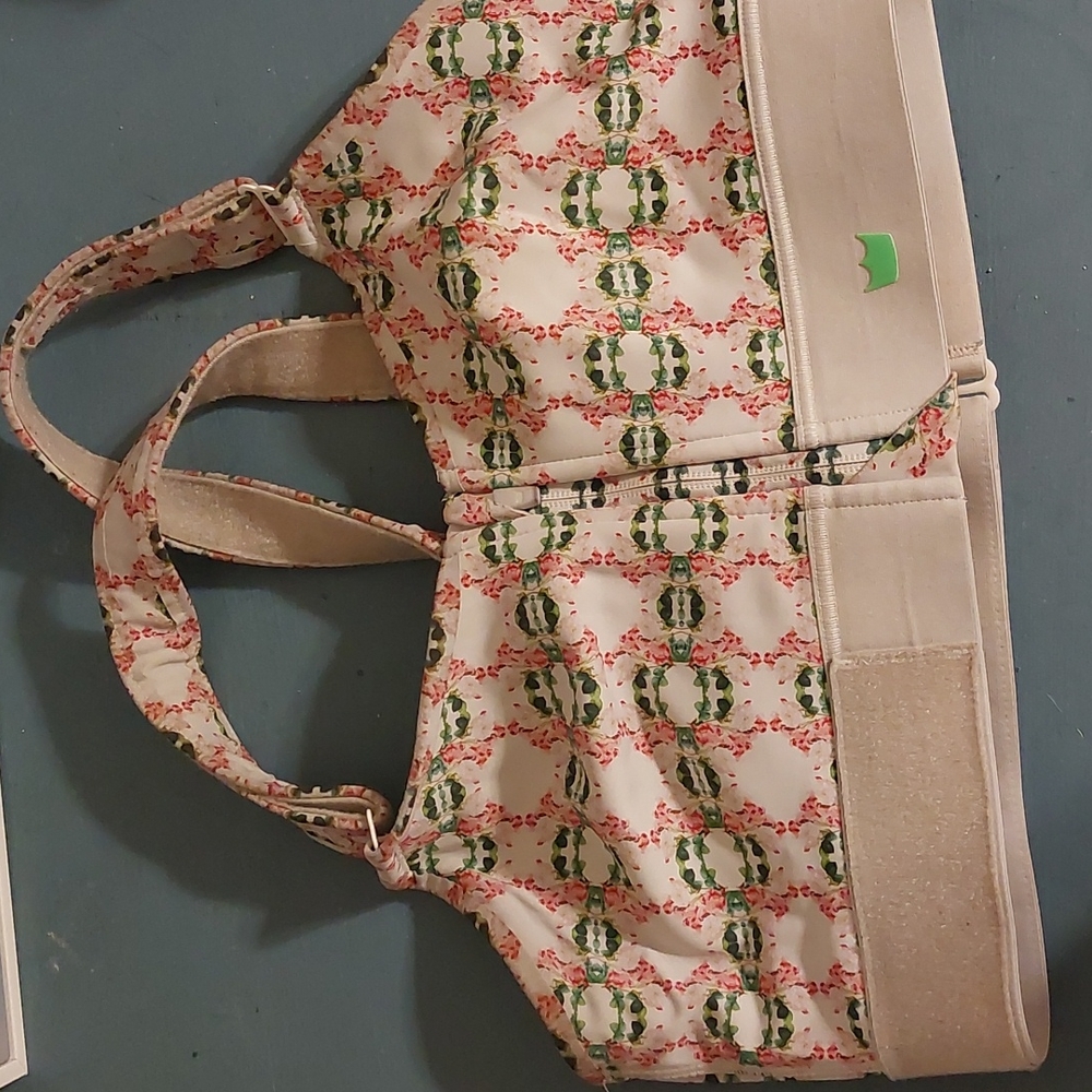 SHEFIT Flex Bra in 1luxe